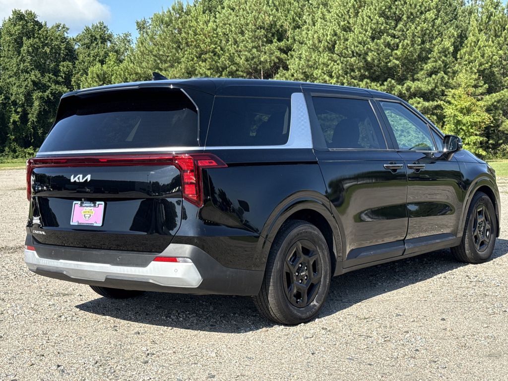 Used 2026 Kia Carnival Van