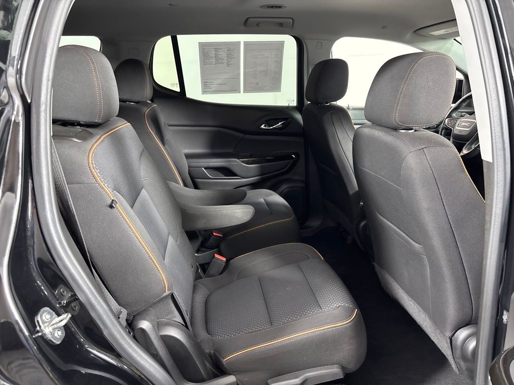 Thumbnail: 2022 GMC Acadia - 12