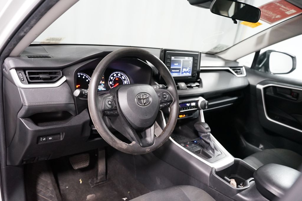 Thumbnail: 2022 Toyota RAV4 - 7