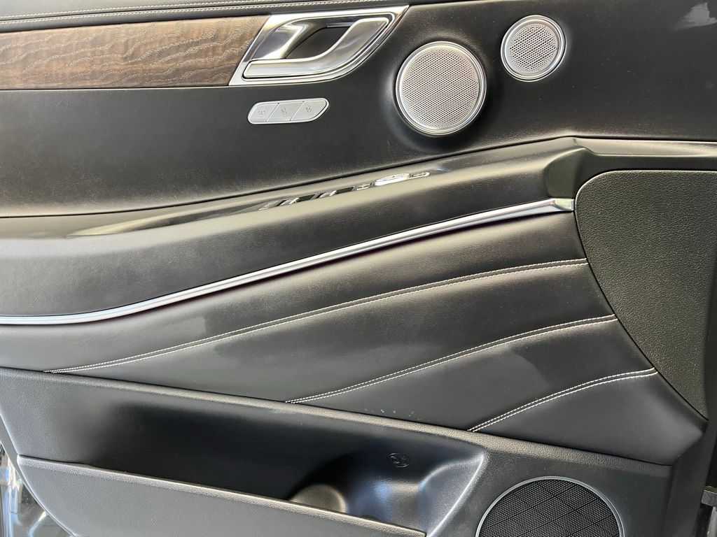 Thumbnail: 2024 Genesis GV80 - 20