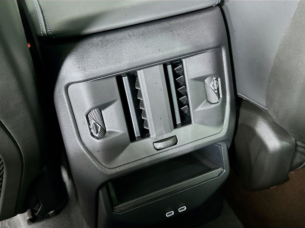 2025 BMW X3 3.0i 24