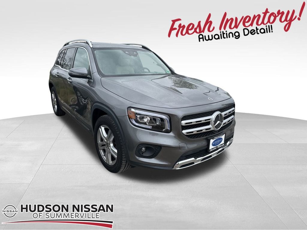 2021 Mountain Grey Metallic Mercedes-Benz GLB GLB 250 AWD SUV