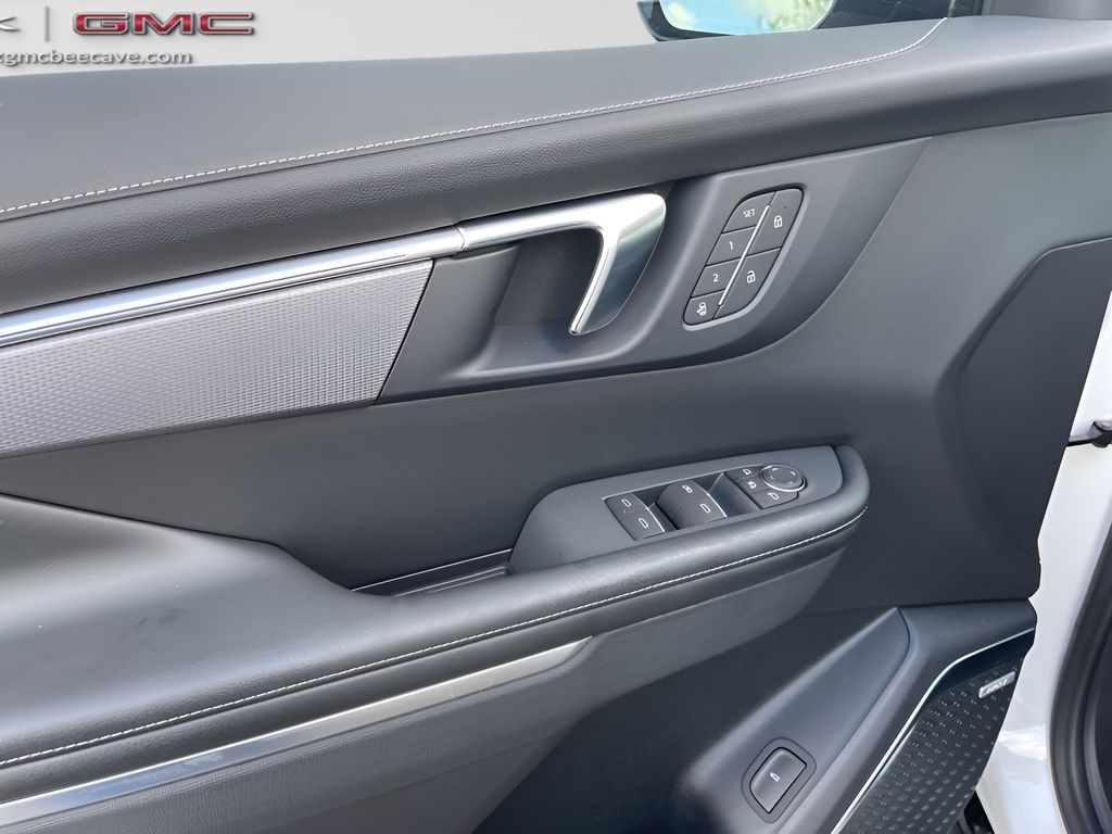 New Car 2025 Buick Enclave  For Sale Under $50,000 In Austin, Texas