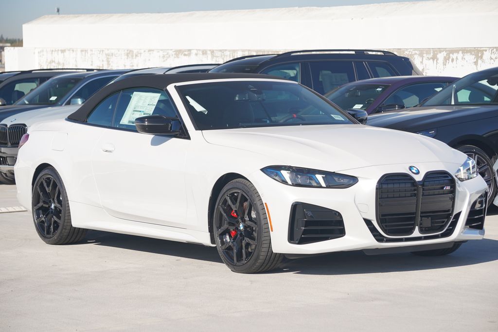 Thumbnail: 2026 BMW 4 Series - 4