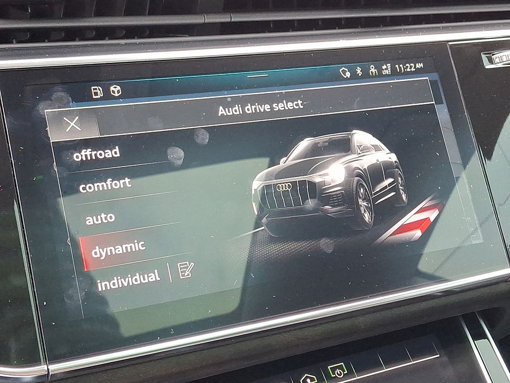 2023 Audi Q8 Premium Plus 25