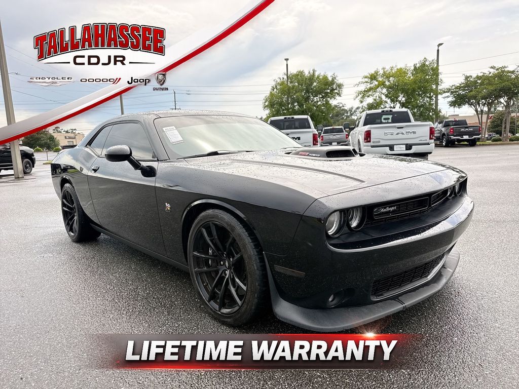 Pitch Black Clearcoat 2022 Dodge Challenger Coupe Rear-Wheel Drive 8-Speed Automatic