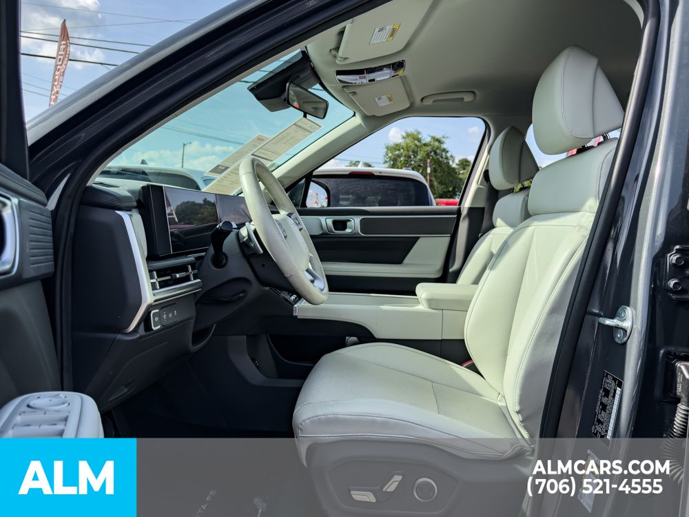 Used 2025 Gray Hyundai SEL image 10