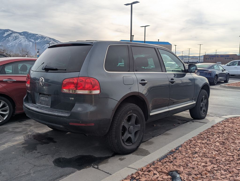 2004 Volkswagen Touareg V6 4