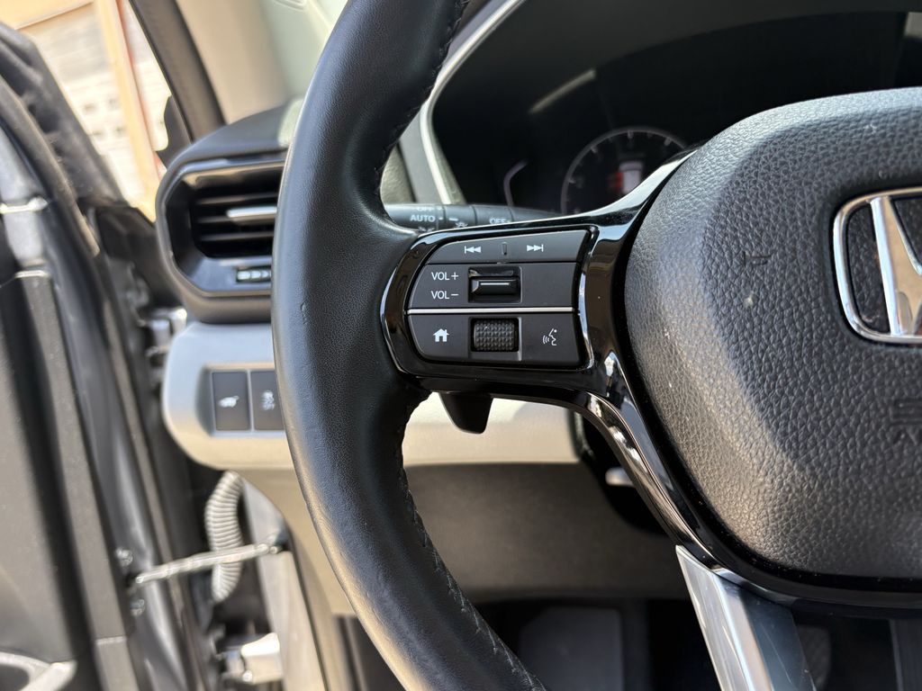 2023 Honda Pilot EX-L Silver at Community Honda