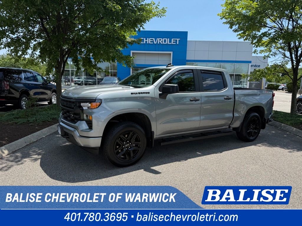 Sterling Gray Metallic 2026 Chevrolet Silverado 1500 Pickup Truck Four-Wheel Drive 8-Speed Automatic