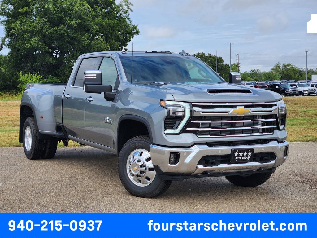 Sterling Gray Metallic 2026 Chevrolet Silverado 3500HD Pickup Truck Four-Wheel Drive Automatic