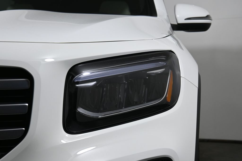 Thumbnail: 2026 Mercedes-Benz GLB - 10