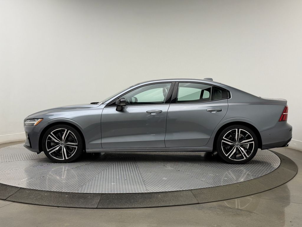 Thumbnail: 2021 Volvo S60 - 5