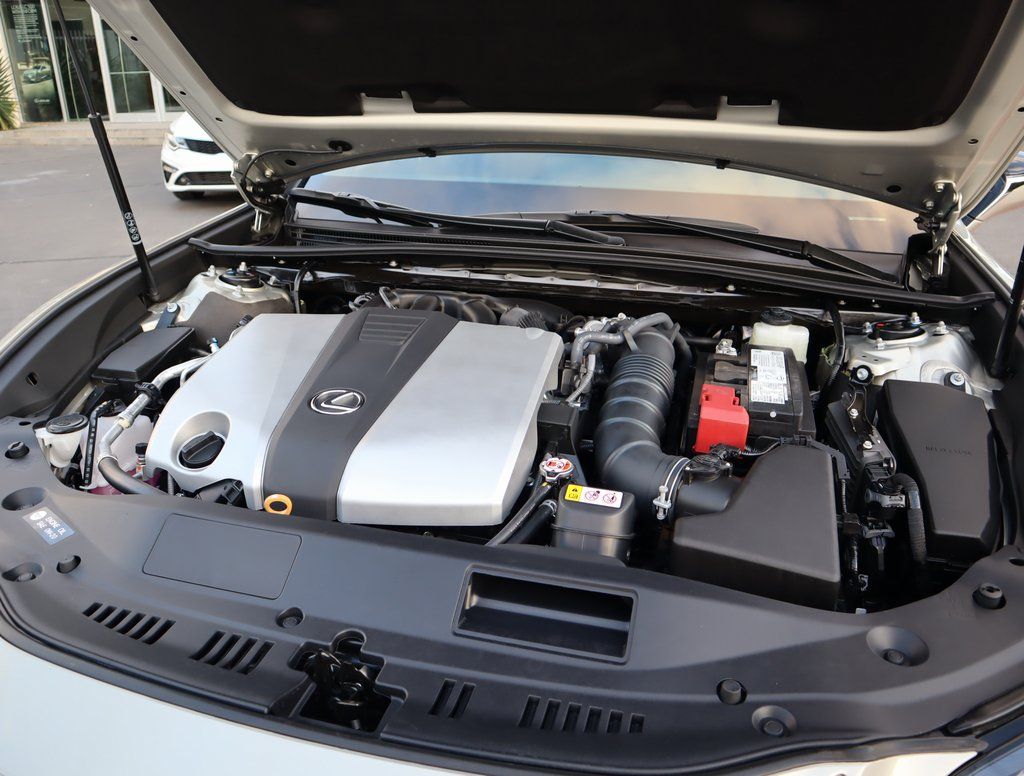 Thumbnail: 2025 Lexus ES - 14