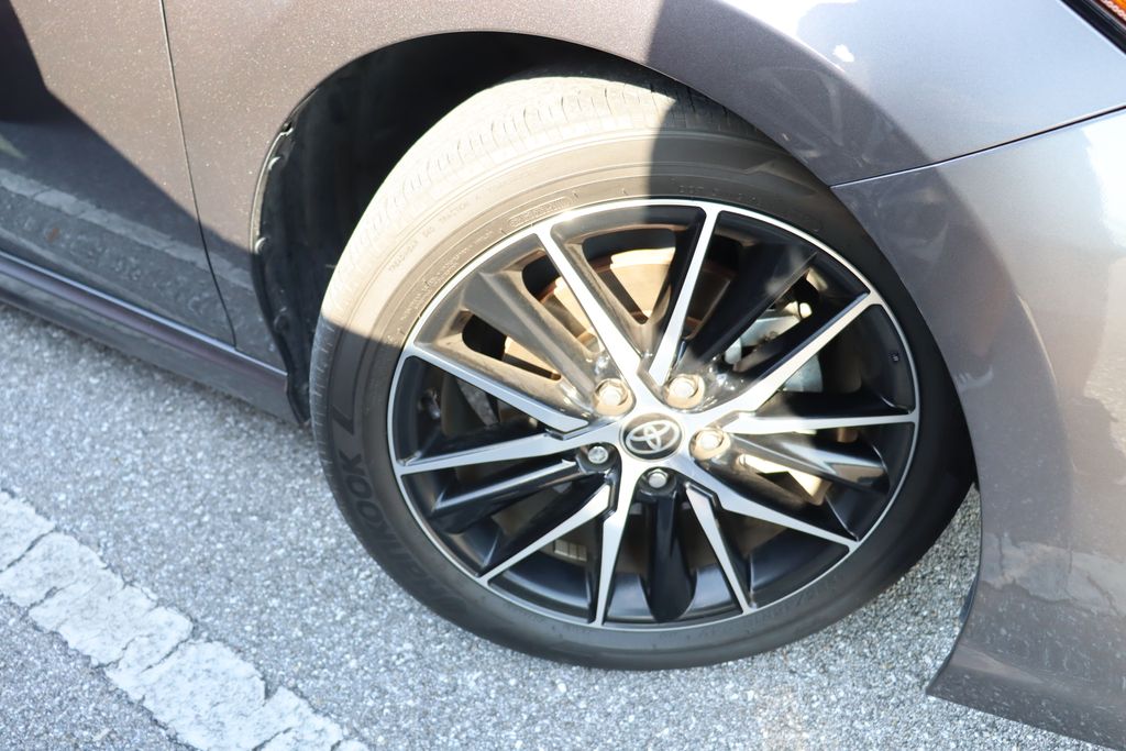 2023 Toyota Camry SE 6