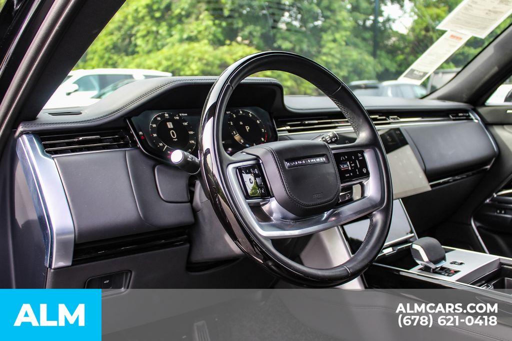 Used 2024 Black Land Rover SE image 34