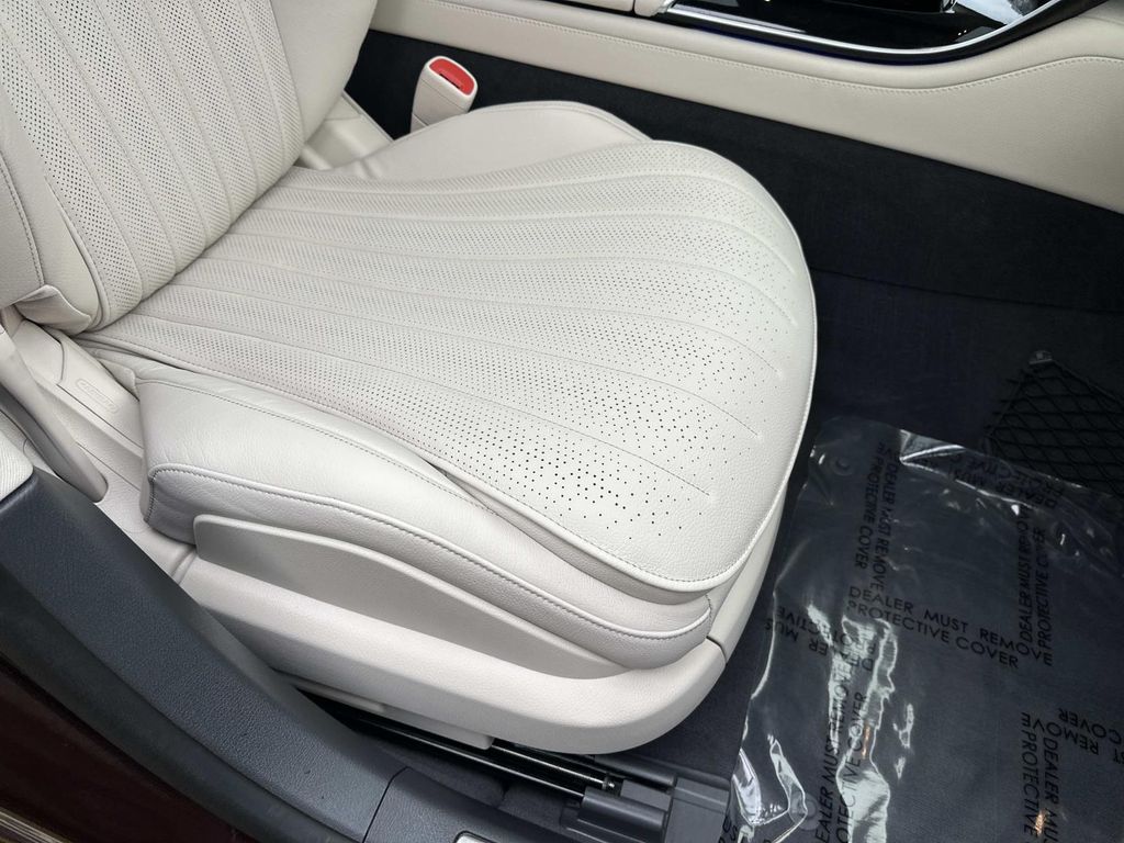 Thumbnail: 2023 Mercedes-Benz S-Class - 22