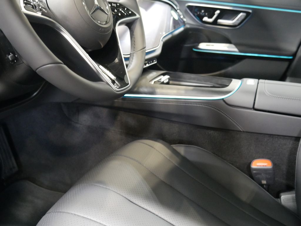 Thumbnail: 2026 Mercedes-Benz E-Class - 18