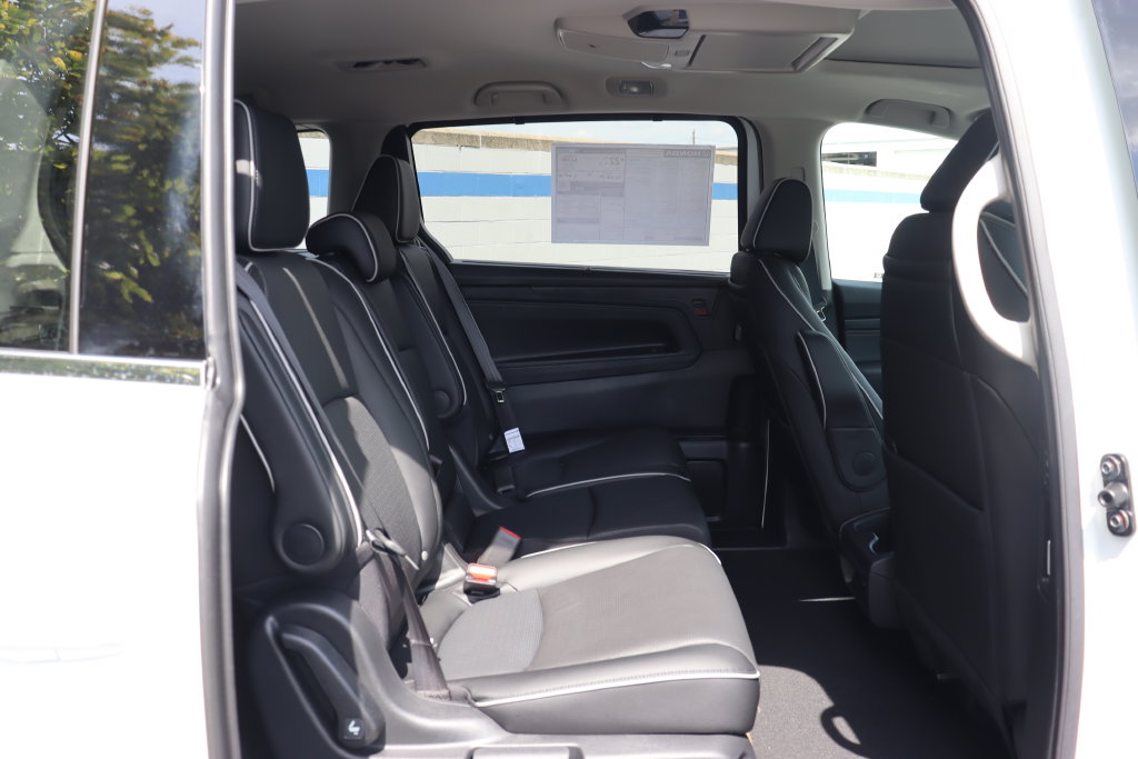 Thumbnail: 2026 Honda Odyssey - 14