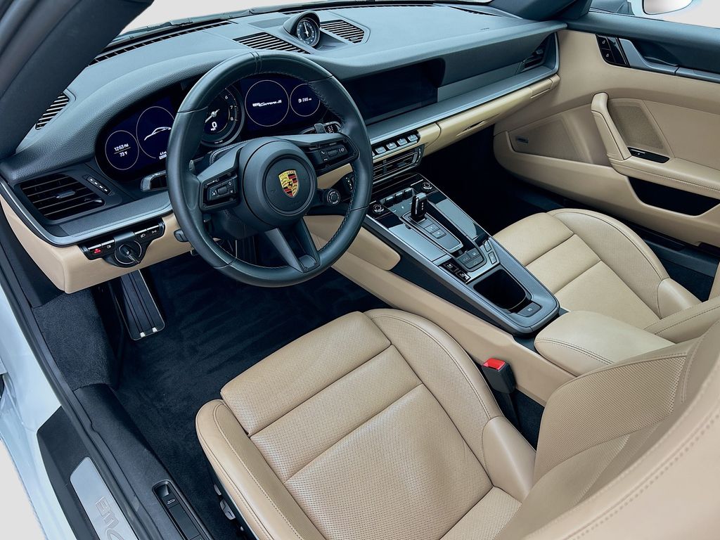 Thumbnail: 2021 Porsche 911 - 4