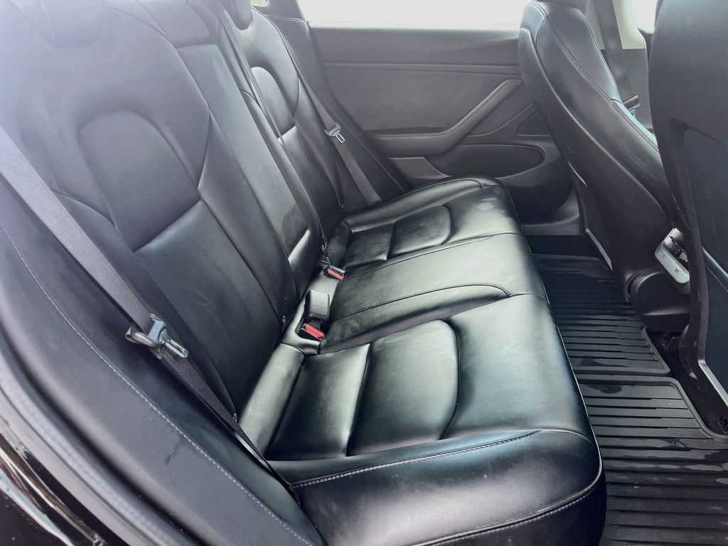 Used 2019 Black Tesla Standard Range Plus image 25