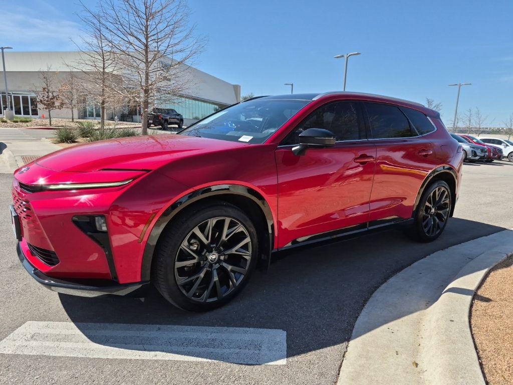 Used Car 2025 Toyota Crown Signia  Limited For Sale Under $50,000 In Austin, Texas