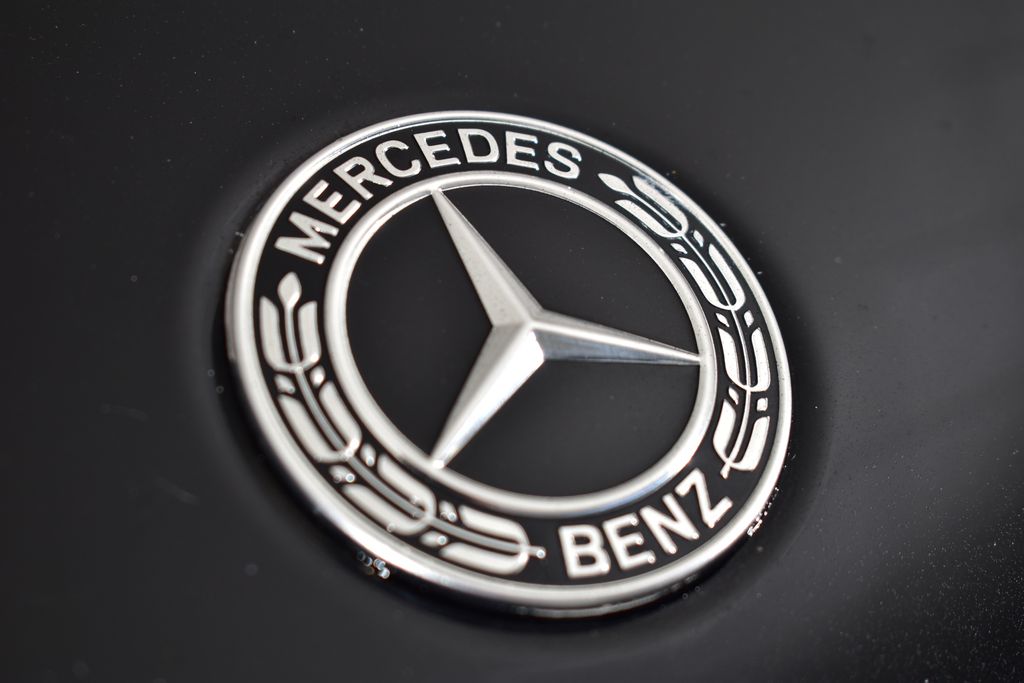 Thumbnail: 2021 Mercedes-Benz GLC - 10