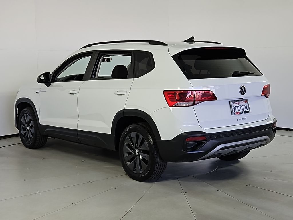 Thumbnail: 2023 Volkswagen Taos - 9