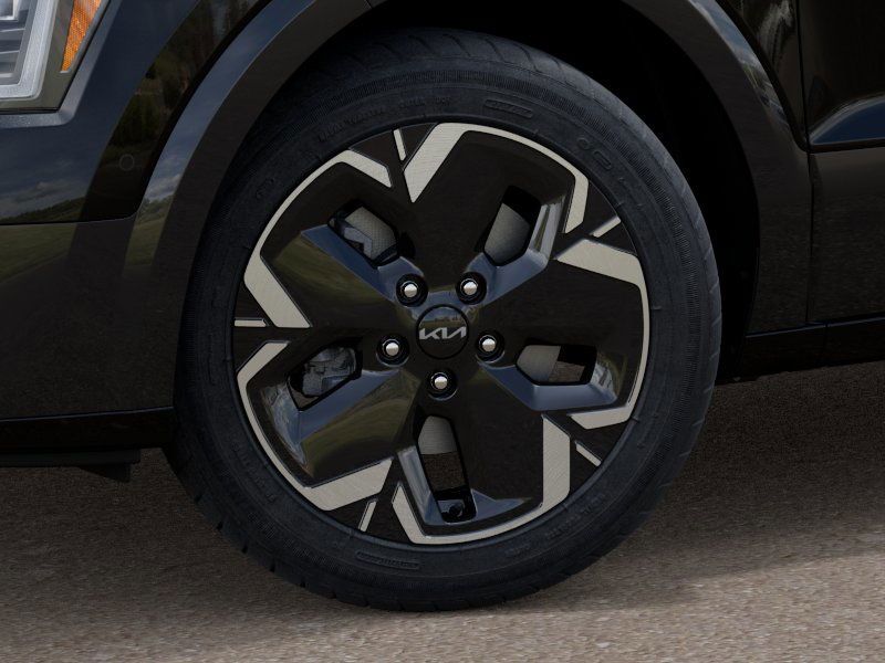 New 2026 Black Kia Wave image 9