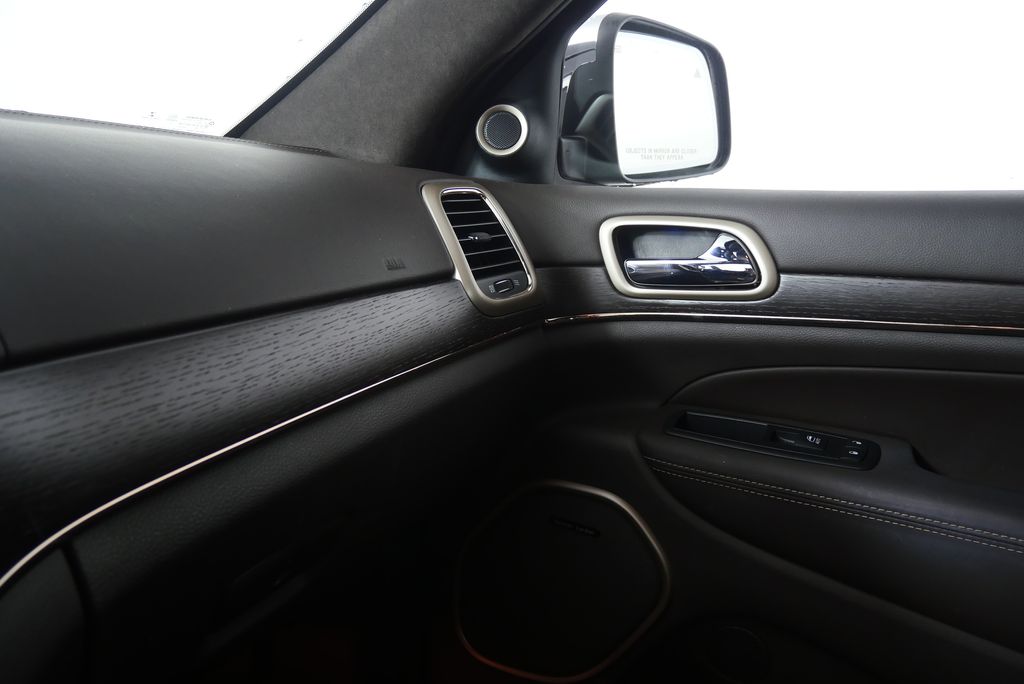 Thumbnail: 2015 Jeep Grand Cherokee - 30