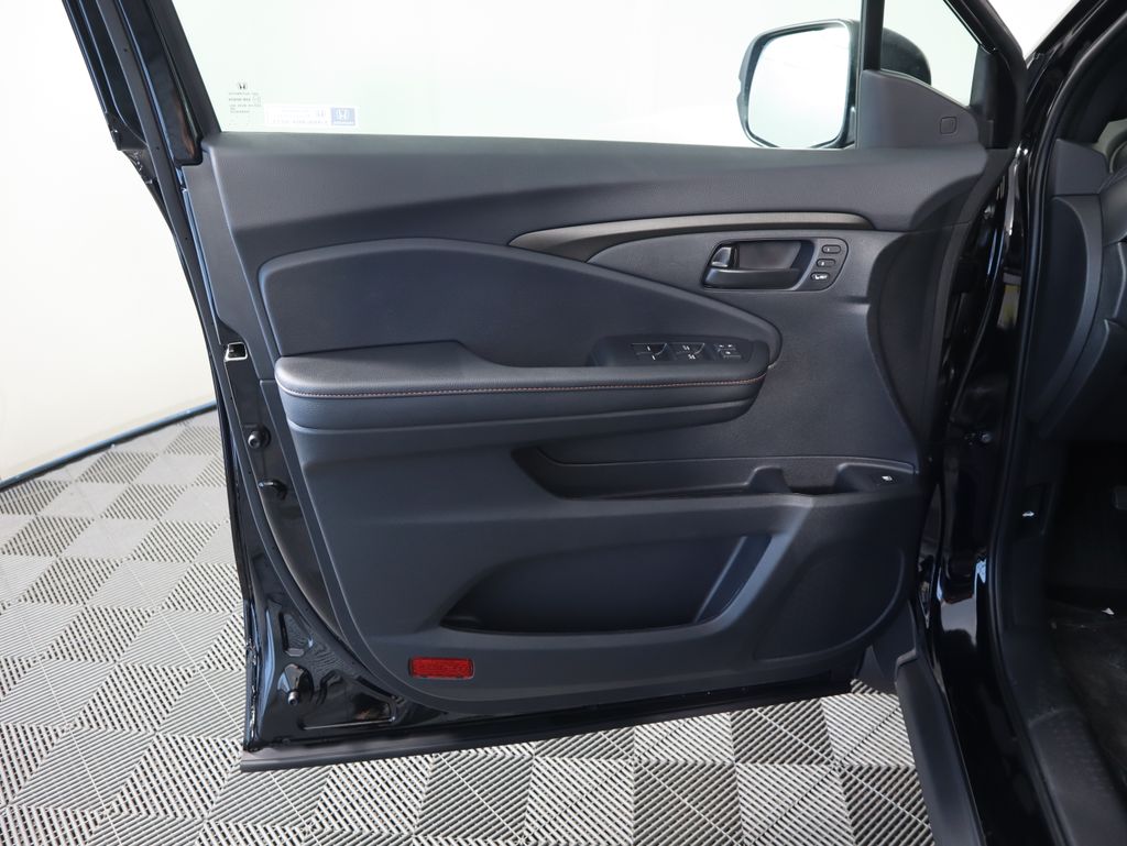 Thumbnail: 2026 Honda Ridgeline - 25