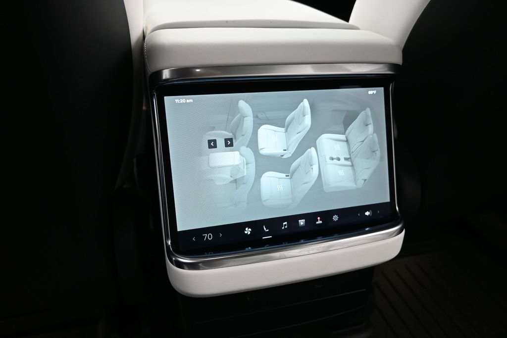 2023 Tesla Model X Plaid Tri Motor All-Wheel Drive