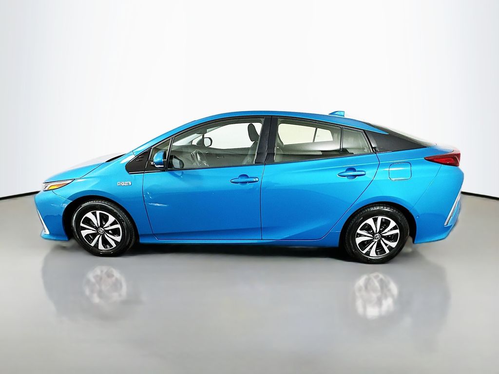 Thumbnail: 2019 Toyota Prius Prime - 8