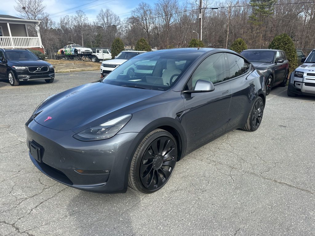 2022 Tesla Model Y Performance's photo