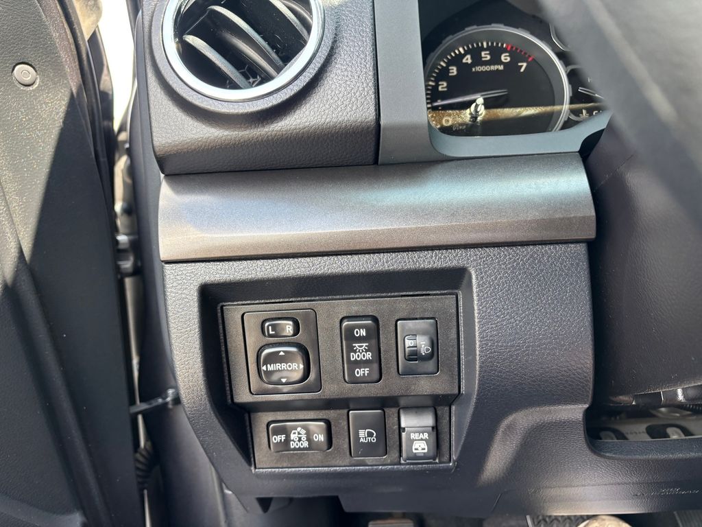 Used Car 2019 Toyota Tundra  Sr5 For Sale Under $40,000 In Austin, Texas