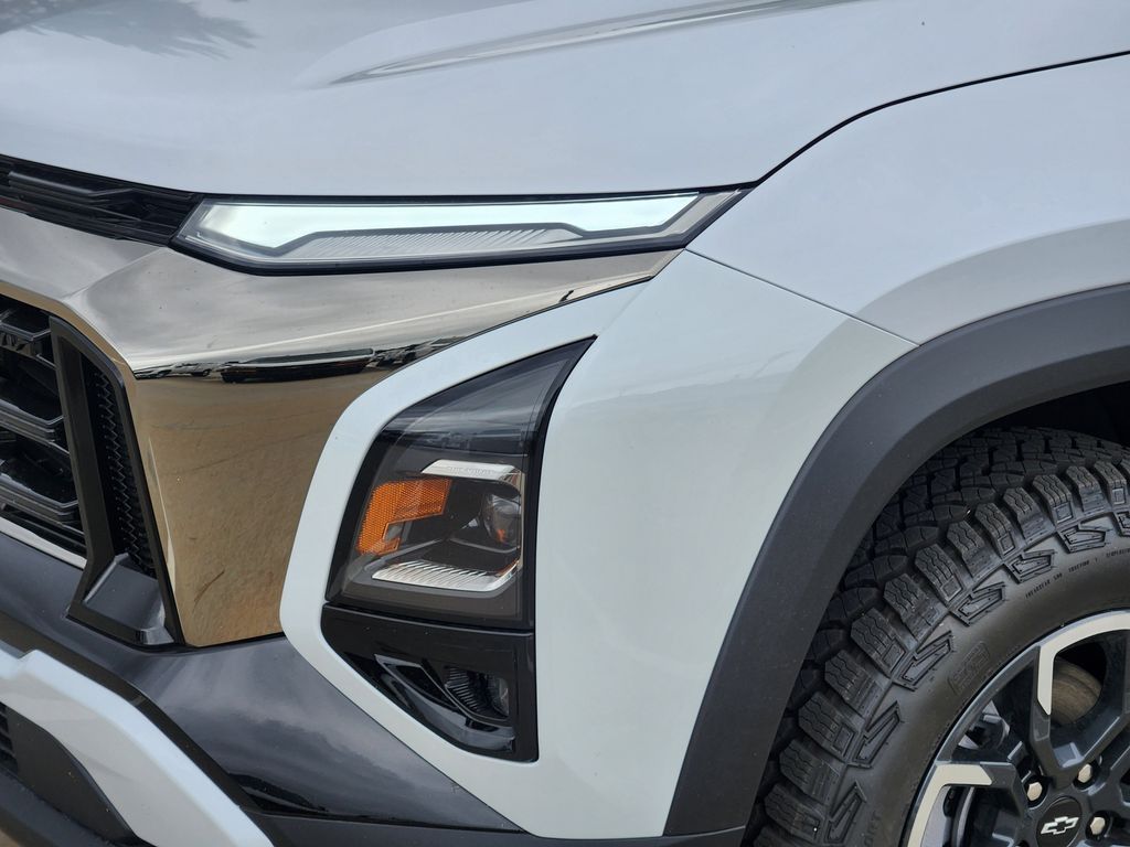 2026 Chevrolet Equinox ACTIV photo 6