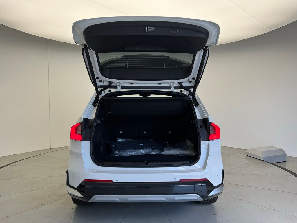 2025 BMW X1 xDrive28i 5