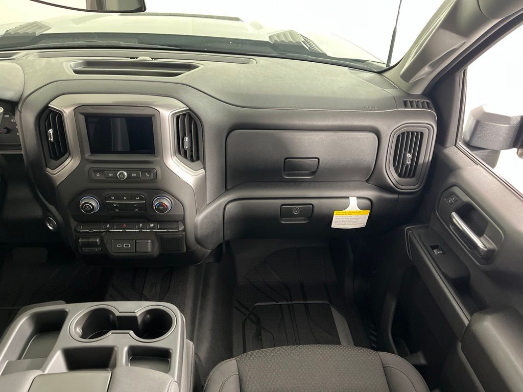 Thumbnail: 2026 Chevrolet Silverado 2500 - 18
