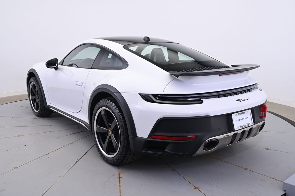 2024 Porsche 911 Carrera S 3
