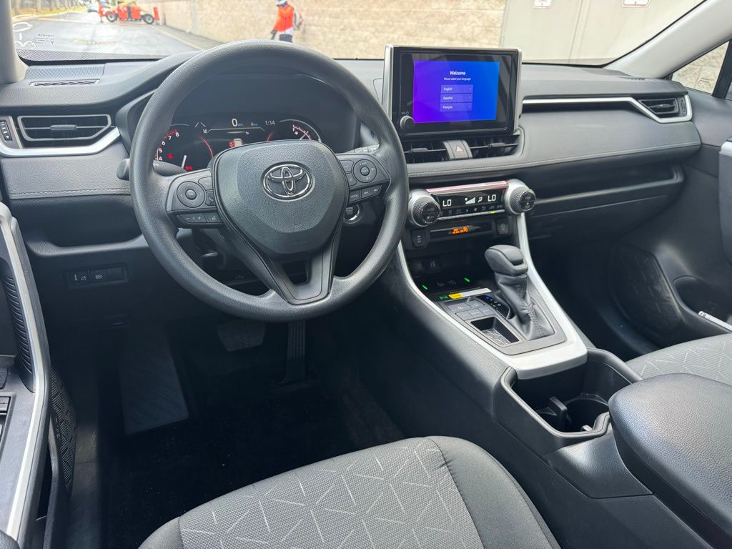 2024 Toyota RAV4 XLE 12