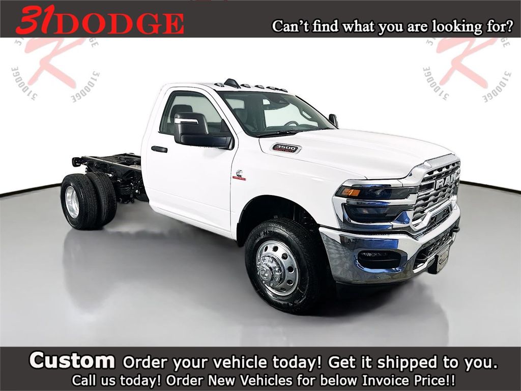 2026 RAM 3500 Chassis Tradesman Regular Cab DRW 4WD