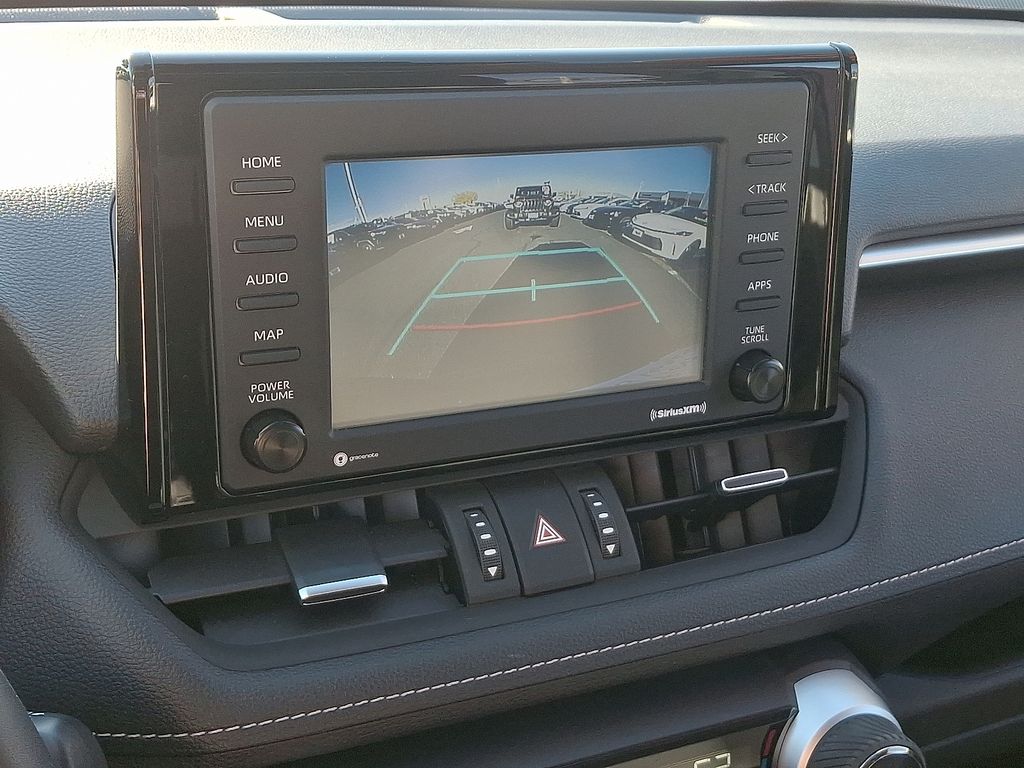Thumbnail: 2020 Toyota RAV4 - 19