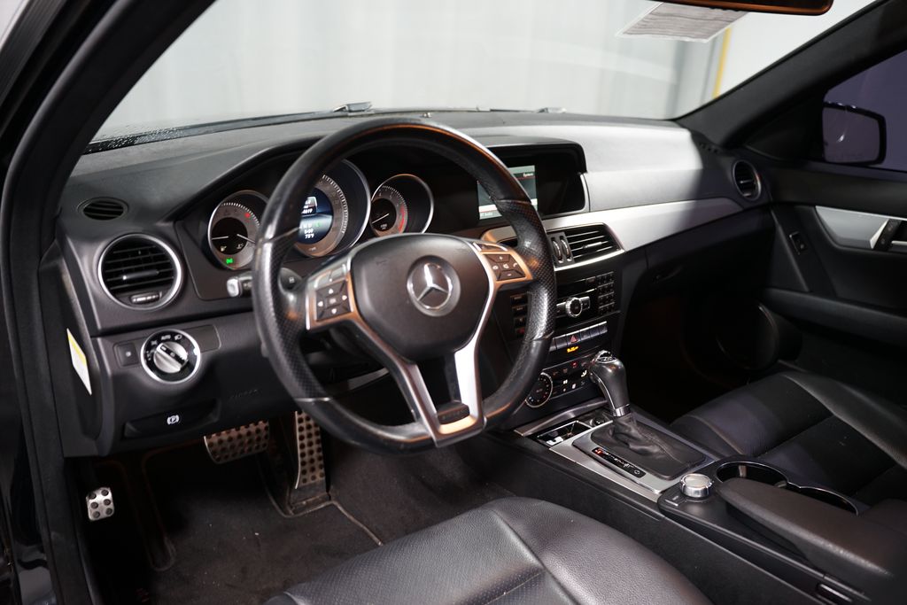 2014 Mercedes-Benz C-Class C 300 7