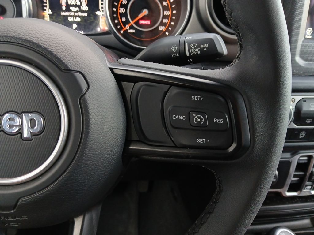 Used Car 2023 Jeep Gladiator  Texas Trail For Sale Under $35,000 In Austin, Texas