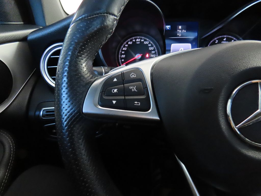 2019 Mercedes-Benz GLC 300 11