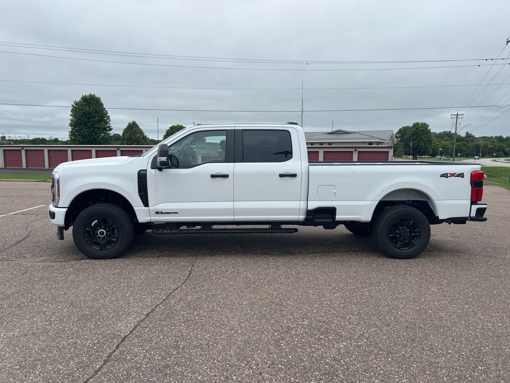 2025 Ford F-350SD