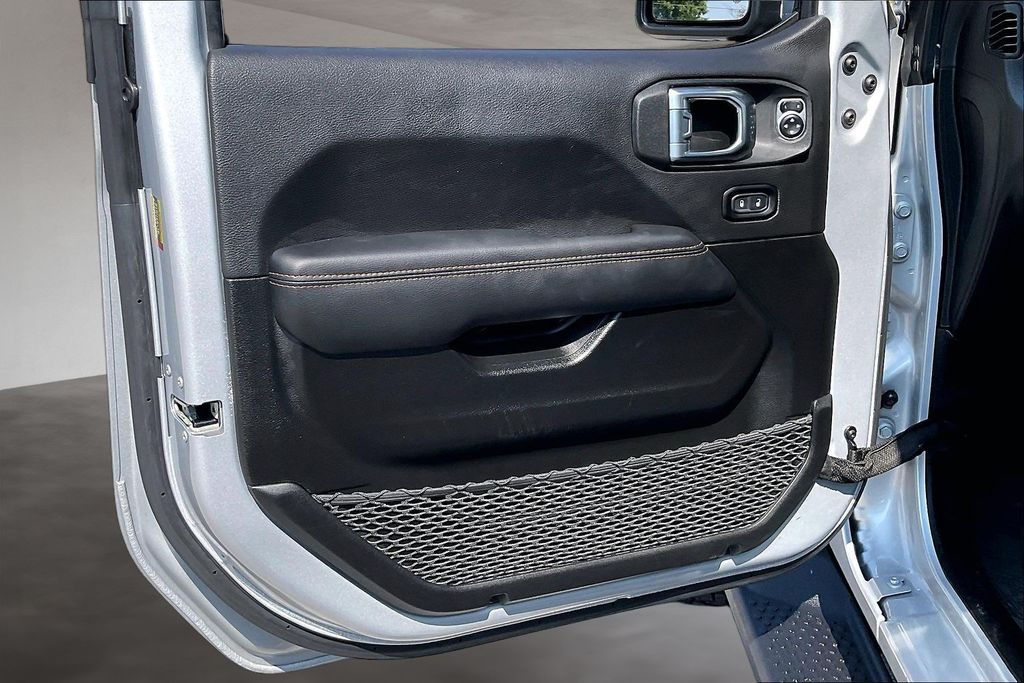 Used 2023 Jeep Wrangler SUV
