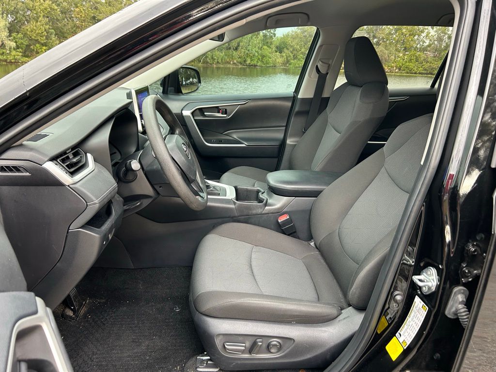 Thumbnail: 2024 Toyota RAV4 - 14