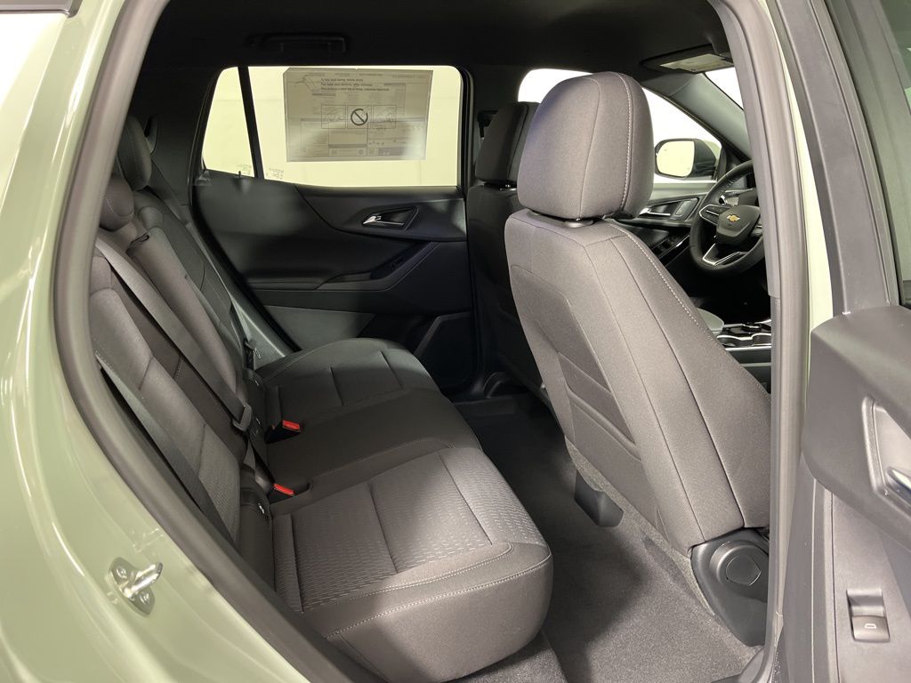 Thumbnail: 2026 Chevrolet Equinox - 11