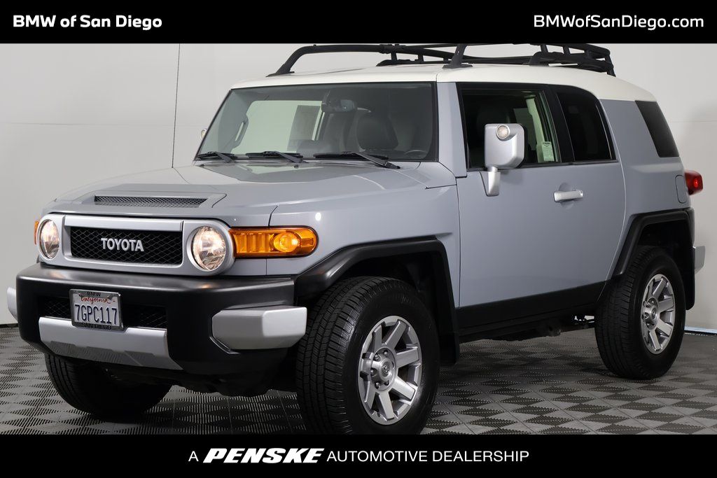 Thumbnail: 2014 Toyota FJ Cruiser - 1